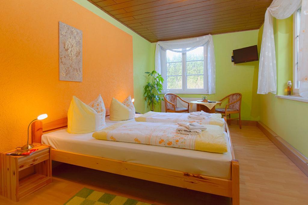 Kraeuterbaude Hotel Saupsdorf Szoba fotó